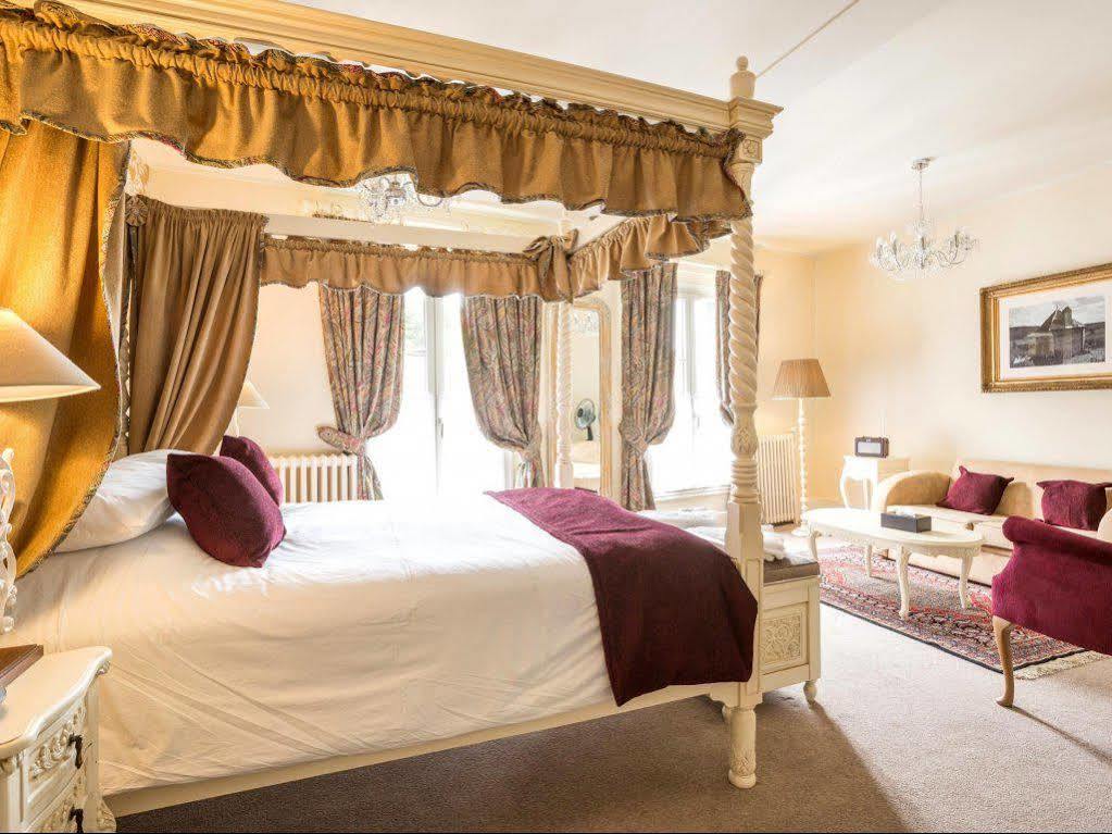 Logis Hotel De France La Chartre-sur-le-Loir Kültér fotó