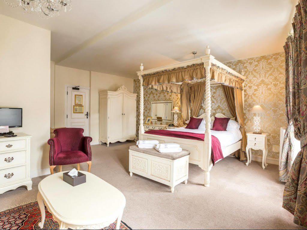 Logis Hotel De France La Chartre-sur-le-Loir Kültér fotó